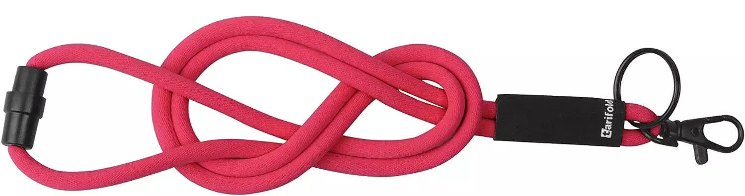 legatoria Cordoncino portabadge, daCollo ANTISOFFOCAMENTO, LAMPONE Cordicella diametro 5mm, dotata sia di moschettone apribile che di anello. Chiusura di sicurezza antisoffocamento. Adatta a qualsiasi portabadge..