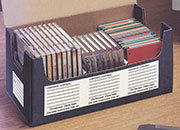 gbc Scatola archivio CURTIS GRANDE per supporti magnetici 30x16,5 cm, altezza 13cm. Per archiviare economicamente i supporti magnetici. Pu contenere 24 CD, 144 floppy disk, 24 cartucce Zip ESS45403