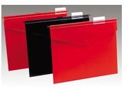 acco CartellaSospesa CrystalfileEXTRA Polipropilene per FogliPerforati ROSSO. Interasse 33cm. Pu contenere fino a 75 fogli formato A4. Cartellina appendibile in polipropilene con fermaglio per fogli perforati. Meccanismo Crystalfile: agendo sul cursore le barre di sospensione fuoriescono dai binari. 42/06 GBC3000098