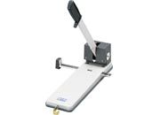 gbc Perforatore OPEN per alti spessori a 2 fori con guida regolabile, perfora fino a 200 fogli da 64gr (15mm), foro diametro 6mm, distanza tra i fori 8cm. Peso 2,55kg. Sistema di blocaggio della leva. Fustella di ricambio codice 90130 LEB4000