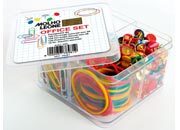 gbc Office set: fermagli, elastici e puntine l'office set  composto da: 120 fermagli colorati plastificati misura  3 (28mm), 120 fermagli zincati misura  3 (28mm), 15 grammi di elastici assortiti, 120 puntine colorate MOL78481