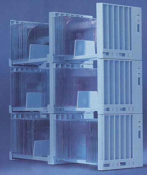 gbc Porta 20-40 cd-dvd  modulo per l`archiviazione estendibile atto a contenere fino a 40 CD con custodie.  Divisori mobili per il raggruppamento delle custodie. Impilabile con altri moduli. Colore Grigio.