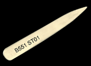 legatoria Pieghetta RESINA, 150mm, 1puntaAcuminata, 1puntaArrotondata prodotta artigianalmente a mano. lattrezzo indispensabile al legatore per ogni operazione di piegatura e per formare il canaletto BRSb551st01
