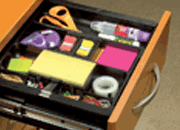 gbc Bacinella porta minuteria per cassetto, quadrata VERDE. Contiene tutta la minuteria come matite, gomme, graffette, fermagli. Divisa in 8 scomparti. Dimensioni: 276x276mm, spessore 18mm.