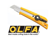 gbc Cutter Olfa L-1 cutter Heavy-Duty per carta, cartone, imballi, etc. Altezza lama: 18mm. Corpo in metallo stampato e verniciato. Con bloccaggio lama a vite. Adatto a lamette LB, LBB, LBD, LSOL, LFB, LWB. Prodotto originale giapponese, MADE IN JAPAN.