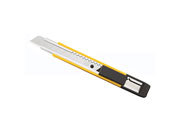 gbc Cutter Olfa MT-1 cutter di medie dimensioni per carta, cartone, imballi, etc. Lunghezza: 138mm, altezza lama: 12.5mm. Corpo del cutter realizzato completamente in ABS riciclato. Inserto di chiusura in ABS che funge da supporto per tranciare il segmento di lama usato. Con bloccaggio lama automatico. Utilizzo ambidestro. Adatto a lamette MTB, FWB. Prodotto originale giapponese, MADE IN JAPANCutter con bloccaggio lama a vite.  Prodotto originale giapponese, MADE IN JAPAN eltMT-1