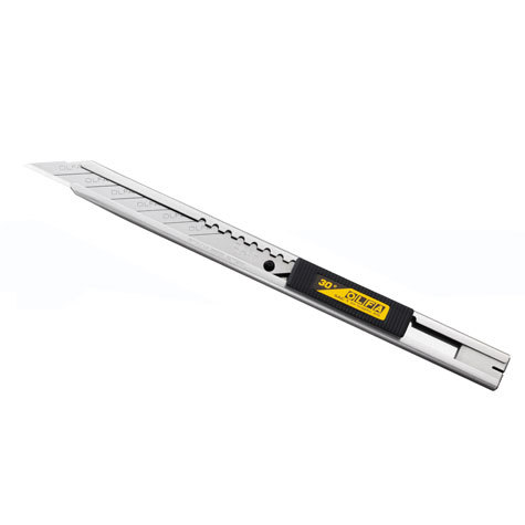 gbc Cutter Olfa SILVER a lama inclinata, SAC-1 lama da 9mm inclinata a 30, ideale per tagli di precisione. Lunghezza: 137,5mm, altezza lama: 9mm. Corpo in metallo. Dotato di sistema di bloccaggio automatico e trancialama in plastica. Compatibile con lame di ricambio SAB. Prodotto originale giapponese, MADE IN JAPAN.