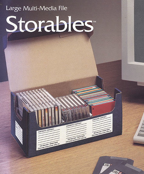 gbc Scatola archivio CURTIS GRANDE per supporti magnetici 30x16,5 cm, altezza 13cm. Per archiviare economicamente i supporti magnetici. Pu contenere 24 CD, 144 floppy disk, 24 cartucce Zip.