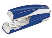 gbc Cucitrice da tavolo LEITZ 5502 NeXXt Series BLU METAL, in metallo con magazzino punti in plastica, capacit 30 fogli, utilizza punto n 24/6 e 26/6, profondit cucitura  3mm/30 fogli, punto chiuso e aperto, caricamento superiore, certificazione GS, marchio LEITZ ess55022036