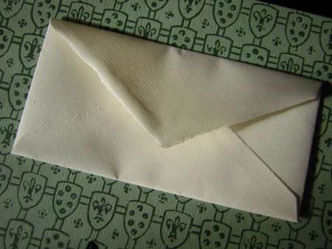 carta Carta per corrispondenza di pregio Secolo XIII, Cartiere Miliani Fabriano Avorio, 120gr, 110x220mm, bordo tagliatato a mano, per stampa laser e ink-jet.