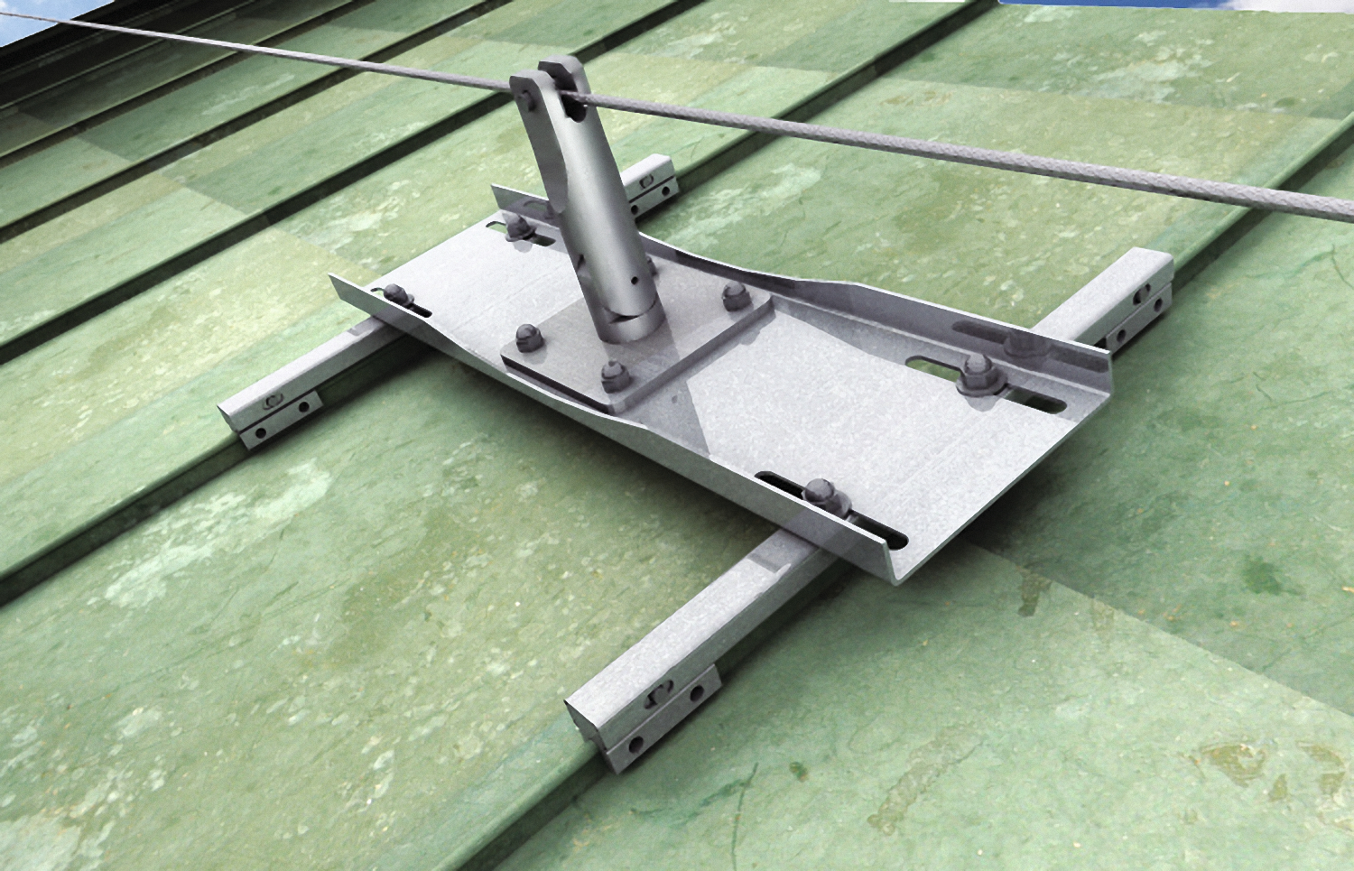 fischer Piastra per lamiera aggraffata PSS C inox - Sistemi anticaduta DPI (1 Pz.) Piastra di fissaggio per pali di sistemi di ancoraggio flessibile per coperture in lamiera metallica aggraffata.