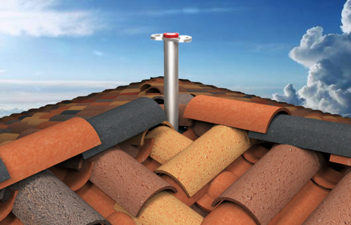 fischer Pali girevoli base piana PG H50 BP alu - Sistemi anticaduta DPI (1 Pz.) Il palo indeformabile girevole a base piana per l'aggancio puntuale del dispositivo di protezione individuale (DPI) su coperture residenziali.