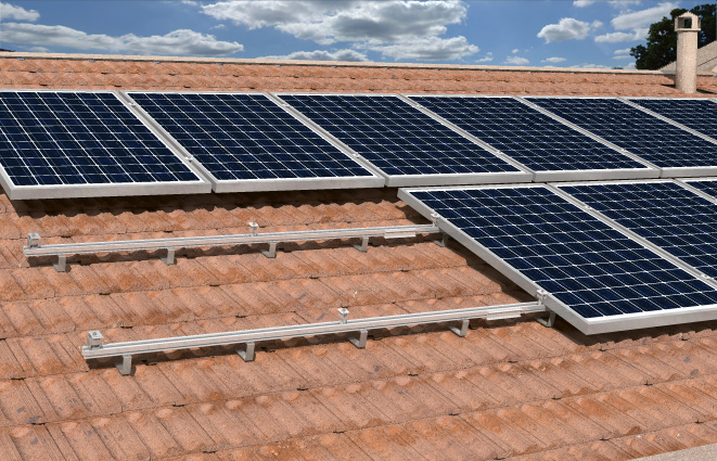 fischer Profilo Solar-Fish 4,45 mt per Solar-Fix (1 Pz.) Il profilo in alluminio universale per installazioni fotovoltaiche su tetti a falda e tetti piani.