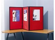 gbc Pannello per Affissioni ed Esposizioni portatile SHOWBOARD EXTRA 3 Pannelli. Colore: BluGrigio. Dimensioni: 2700x1800x30 mm. Dimensioni singolo pannello: 900x1800 mm. Peso: 9,5 kg..