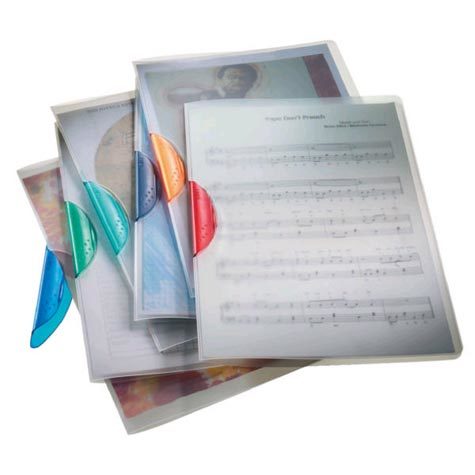 acco Cartellina Design Clip  cartellina in polipropilene trasparente completamente apribile con Clip di colore ARGENTO-BLU, Clip innovativa con l'estremit superiore fissa. Pu contenere sino a 30 fogli formato A4. Disponibile in confezione monocolore da 10 cartelline. 141-09L.