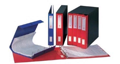 acco Portatabulati Data Ring 41 con custodia, 12pollici x 41cm, (30,5x41cm),  BLU. Raccoglitori per tabulati con meccanismo ad anelli. Struttura in cartone grigio mm 2 rivestito dentro e fuori in carta plastificata. Capacit� 3,5 cm. Meccanismo a quattro anelli in acciaio. Custodia in fibrone mm 0,9 con parabordi metallici. 37-06.