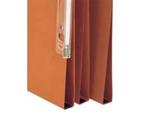 acco Cartella sospesa da armadio SIGNALETIC, con portaetichette, interasse 33cm cartelle sospese di grande qualit realizzate in robusto cartoncino kraft arancione. Fondo a U da 3 cm rinforzato con film plastico. Portaetichette in materiale plastico, lenticolare con sistema ad incastro per il collegamento in continuo. 25-09L.