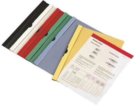 acco Cartellina ClipFile conMolla LateraleMetallica  Kwik Clip Xs, Flash Mec 00056855. Colori assortiti (bianco, grigio, nero, rosso e blu). Formato utile: A4 (21x29,7cm). Capacit: fino a 5 mm. pari a 30 fogli A4 da 80 gr. Copertina in Kristal liscio trasparente e fondo in polipropilene. Fermaglio a molla in plastica nero. 46-04, 141-09L.