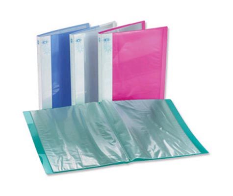 acco Portalistino personalizzabile 20 buste ICE DISPLAY BOOK Colori ASSORTITI trasparenti traslucidi (1 neutro, 1 lilla, 1 blu, 1 verde, 1 rosso). Le buste interne sono fisse e aperte sul lato superiore. Etichetta di personalizzazione sul dorso. 40-09L.