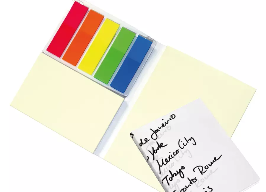 gbc BlocchiNotes + MarkerPagina 50 foglietti gialli 100x75mm, 25 foglietti gialli 48x75mm, 100 marker di pagina in poliestere 12x44mm in 5 colori. Il tutto contenuto in elegante legatura flessibile. MADE IN GERMANY.