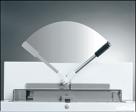 acco Tagliarisme manuale IDEAL 4305. Made in Germany luce di taglio 430 mm, pressinio fast flick, piano di lavoro 400-1150x880x880. taglia fino a 40 mm, taglio sequenziale 34 mm. Profondit del tavolo 435mm. tavolo opzionale..