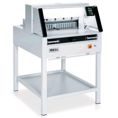 gbc Tagliarisme elettrica IDEAL 5260. Made in Germany luce di taglio 520 mm, pressino elettromeccanico, profondit del tavolo 520 mm, avanzamento elettromeccanico. Taglio sequenziale 35 mm. piano di lavoro 1296x860x1126. taglia fino a 80 mm. Alimentazione: 230V-50Hz-1.42kW..