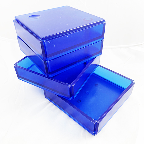 gbc Kartell, LineaSegmenti, Portaoggetti 4cassetti, BLU mm110x110 h120, Design Michele de Lucchi.