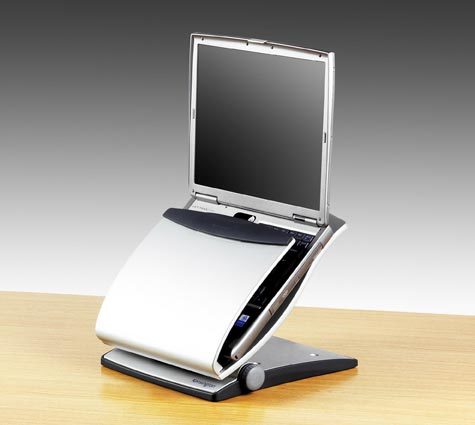 acco Supporto Notebook Station      Supporto regolabile che permette di sollevare il notebook a qualsiasi angolazione, raggiungendo anche laltezza dei veri monitor LCD. Il notebook aperto scivola semplicemente allinterno del supporto. Con leggio sul fronte per ridurre i dolori cervicali.