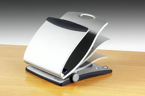 acco Supporto Notebook Station      Supporto regolabile che permette di sollevare il notebook a qualsiasi angolazione, raggiungendo anche laltezza dei veri monitor LCD. Il notebook aperto scivola semplicemente allinterno del supporto. Con leggio sul fronte per ridurre i dolori cervicali.