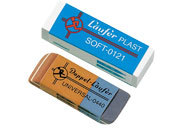 gbc Gomme PLAST-SOFT e UNIVERSAL in blister contenente una gomma PLAST-SOFT LAUFER, in plastica per matite e pastelli e una gomma UNIVERSAL LAUFER, in caucci per matite ed inchiostri leb0421B
