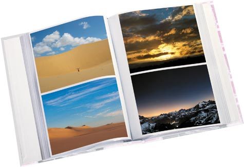 gbc Album foto a tasca per 160 foto. Ogni facciata contiene 2 foto 13x18cm Formato volume 21x28,5cm. Copertine soggetto -Fragance flowers, cuoricini rosa-. Rilegatura cartonata rigida. Ogni album  confezionato in una scatola da regalo.