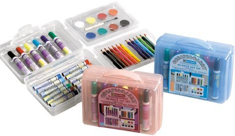 gbc Colori set dell&rsquo;artista 41 pezzi il set comprende 6 pennarelli, 12 colori a olio, 8 acquerelli, 12 pastelli, pennello, tavolozza e valigeta in plastica formato 17x12x6cm.