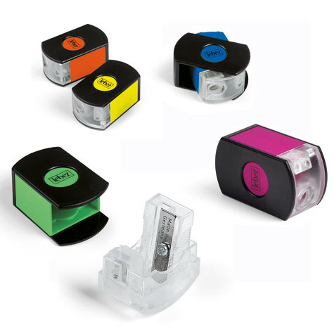 gbc Temperamatite ad 1 foro e affilamine 2 in 1. Corpo in plastica e contenitore salvasporco. Colori disponibili: arancio, giallo, verde, rosa, blu..