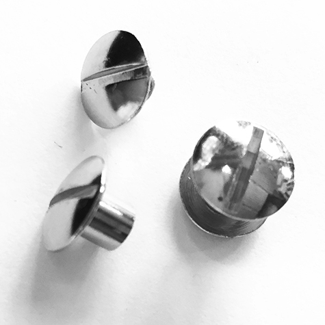 gbc Viti sepolte nichelate, lunghezza 6mm tornite, diametro 5mm, una testa fissa ed una mobile.