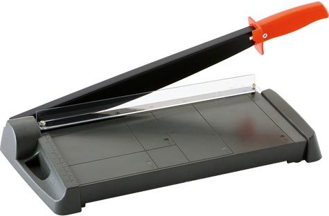 gbc Taglierina a ghigliottina 7 fogli pressino manuale, luce taglio 34 cm, dimensioni base: 41x18 cm.