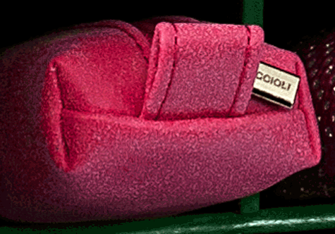 gbc Saccucciolo, astuccio per matite ROSA, tinta unita a forma allargata, in PU*.