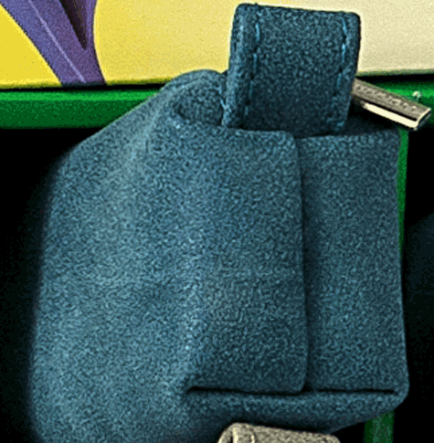 gbc Saccucciolo, astuccio per matite VERDE, tinta unita a forma allungata in altezza, in PU*.