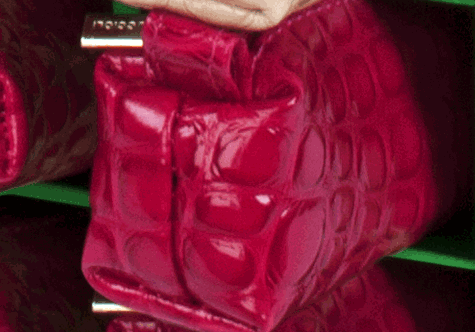 gbc Saccucciolo, astuccio per matite ROSSO, fantasia a bolle, forma allungata in altezza, in PU*.