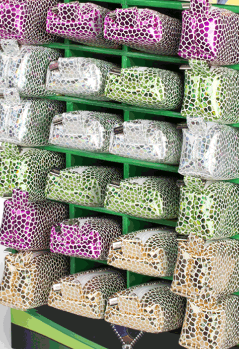 gbc Saccucciolo, astuccio per matite ARGENTO, fantasia a mosaico, forma allungata in altezza, in PU*.