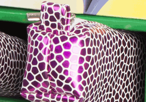 gbc Saccucciolo, astuccio per matite ROSA, fantasia a mosaico, forma allungata in altezza, in PU*.