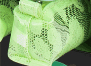 gbc Saccucciolo, astuccio per matite VERDE, fantasia a fiorellini, forma allungata in altezza, in PU*.