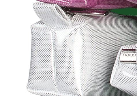 gbc Saccucciolo, astuccio per matite BIANCO, fantasia a cuoricini, forma allungata in altezza, in PU*.