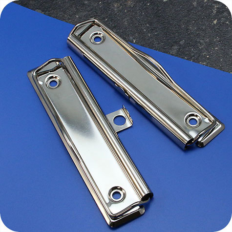 legatoria Molletta fermacarta 120x30mm, appendibile NICHELATA, con gancio retrattile, contiene fino a 100 fogli (10mm), interasse rivetti 87mm. rivetti non inclusi.