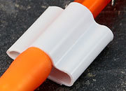 legatoria Portapenne autoadesivo in plastica, 25x25mm BIANCO, altezza 12mm.