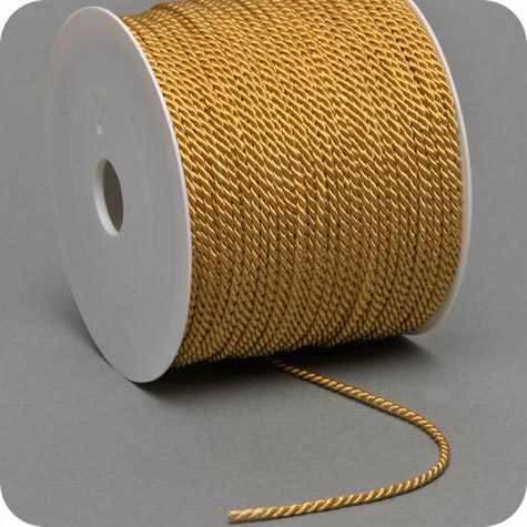 legatoria Cordoncino 2mm, viscosa, ORO a 3 capi, spessore 2 mm, doppio ritorto, in viscosa. Cordoncino ideale per abbellimenti in campo cartotecnico e per il confezionamento di men�, libretti matrimonio, bomboniere. .