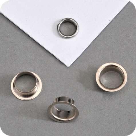 legatoria Occhiello metallico per fori diametro 8.2 mm. altezza 4 mm NICHELATO, testa diametro 11 mm (n 9E).