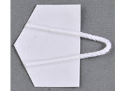 legatoria Appendi cartello adesivo, carta 24x31mm BIANCO, a doppio strato, il lacciuolo  incorporato tra i due lembi di carta, per appendere oggetti fino a 0,8 Kg. Aderiscono inumidendo la superficie rivestita di gomma arabica leg147