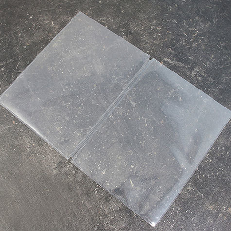 legatoria Busta a U. A4 Doppio TRASPARENTE, in polipropilene da 140 micron, aperta sul lato corto, formato A4 (210x297mm), con invito a mezzaluna per facilitarne l�apertura.