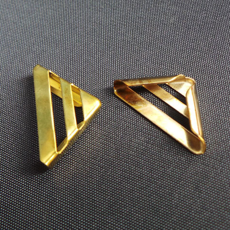 legatoria Angolino metallico similoro 16mm per lato, protegge copertine spesse fino a 2,5mm.