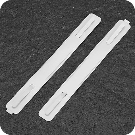 legatoria Fastener autoadesivo in 3 parti, 150x16mm BIANCO, assemblato. Base 150x16mm in PVC rigido da300 micron. Linguella 148x5mm verniciata. Pressino in plastica 100x12mm in PVC rigido da 300 micron. Prodotto originale tedesco. MADE IN GERMANY.